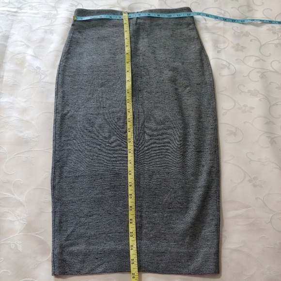 Aritzia Wilfred Lis Pencil Skirt - Sz Small, Charcoal Gray - Picture 6 of 6